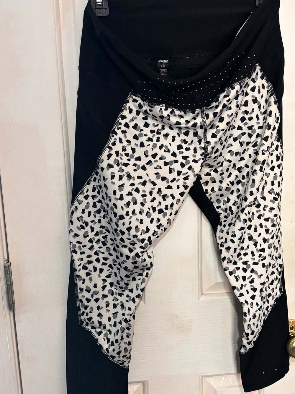 RBX Active Women's Size Large Black and White Animal Print Leggings